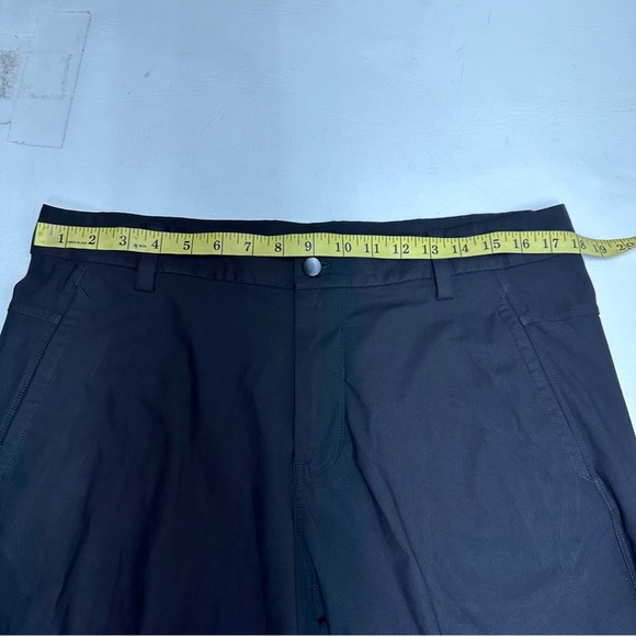 LULULEMON MENS ABC CLASSIC SHORTS Men's black SIZE 38 - Picture 5 of 8